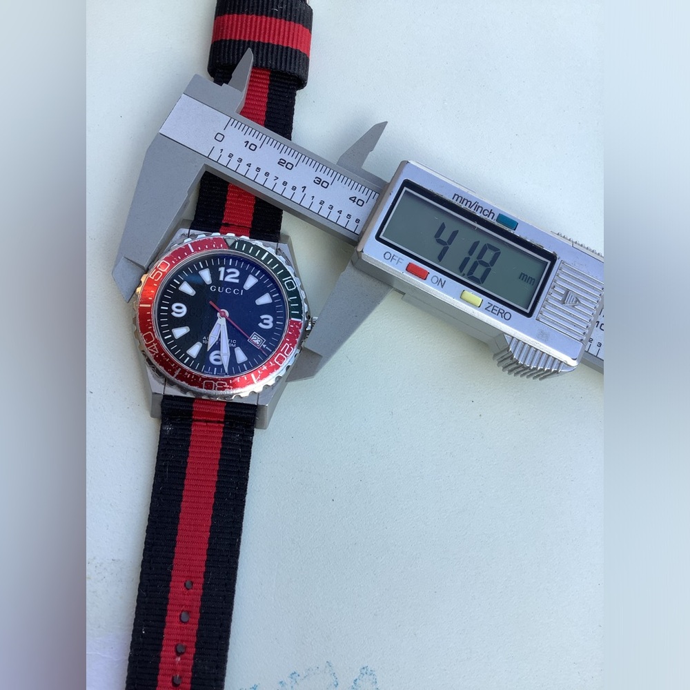 Mens authentic GUCCI AUTOMATIC watch❤️🖤🤍 - Picture 7 of 14